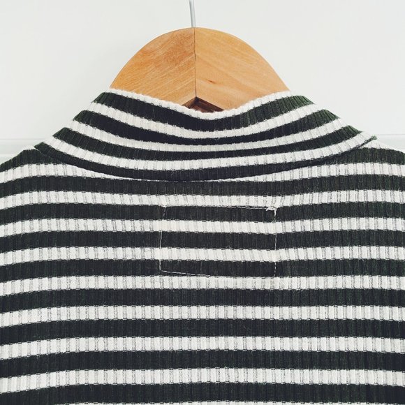 Jackson Rowe Green White Striped Penny Bodysuit, Rib Knit Soft Body Suit Top (M) - Picture 10 of 12